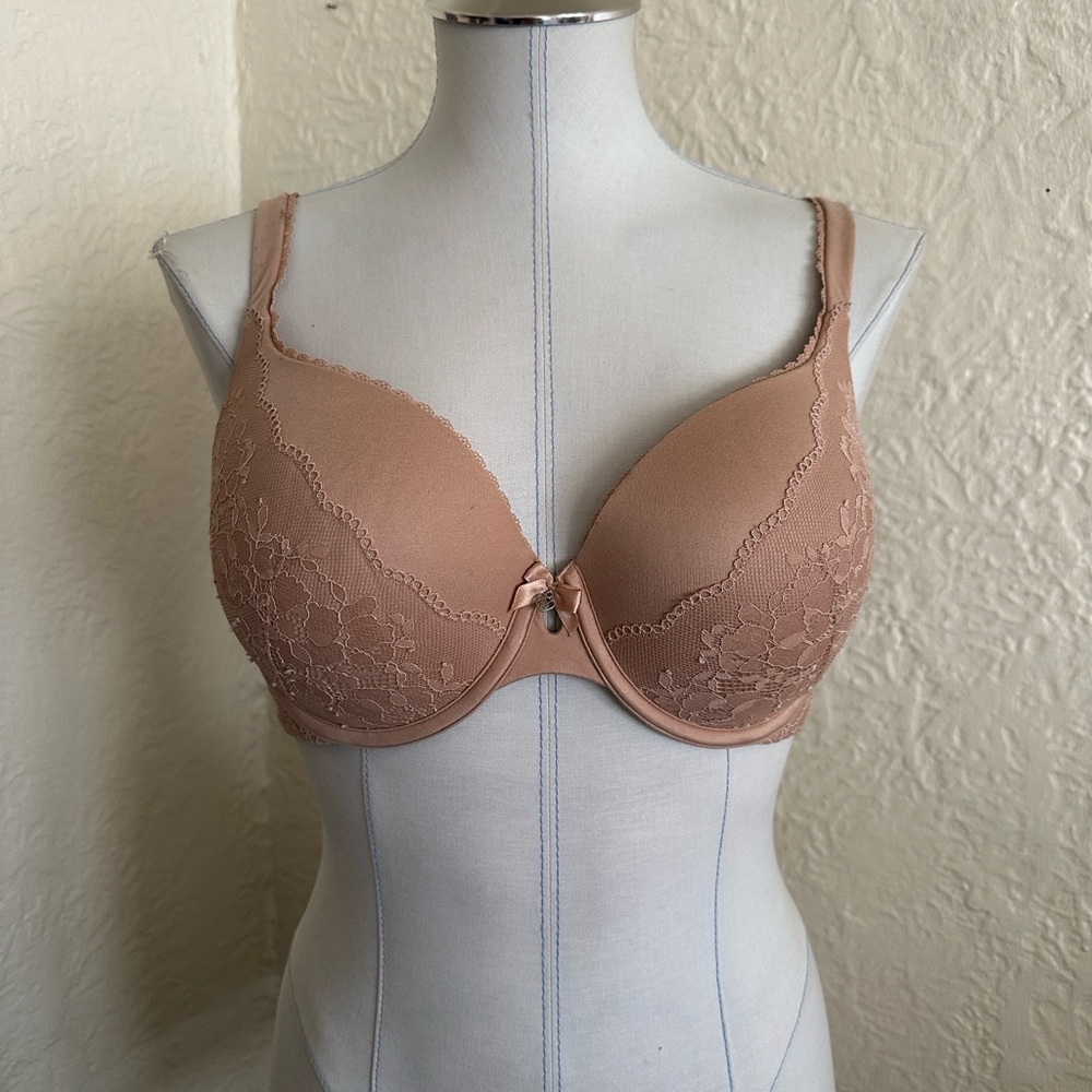 Victoria’s Secret Perfect Shape Nude Beige Floral Lace Trim Bra 34DD